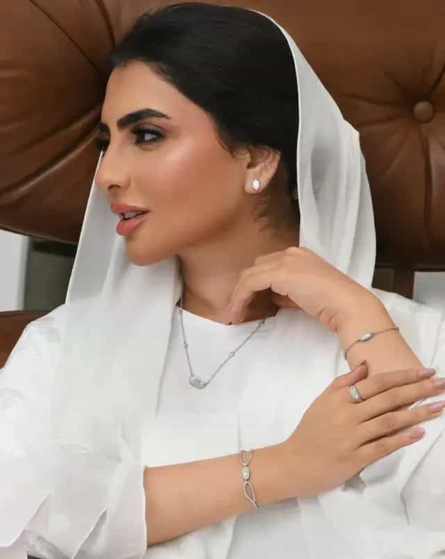 Gemstone Elegance Necklace