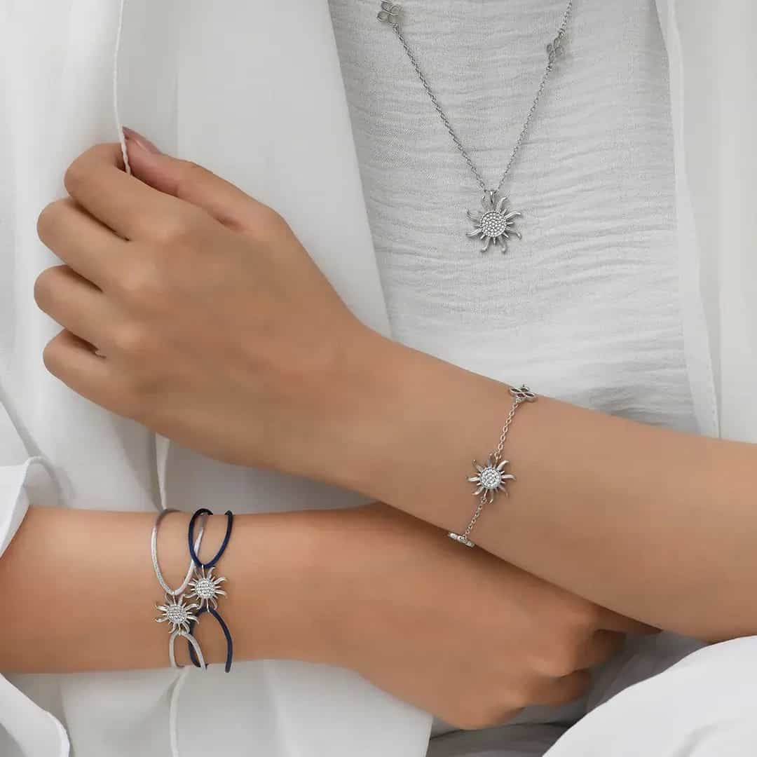 SOLIZ Collection Women Necklace